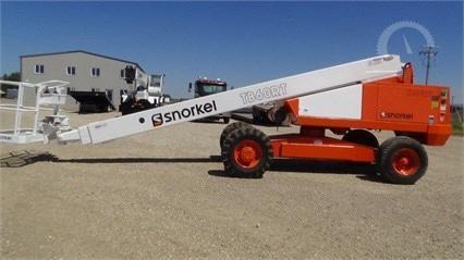 1997 SNORKEL TB60RT Man lift (Located in Loveland, Ohio)