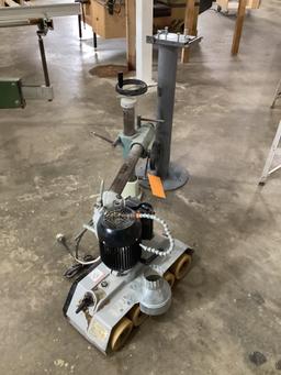 Steel City 220 Volt 4 Wheel Power Feeder with Base, In Excellent Working Condition
