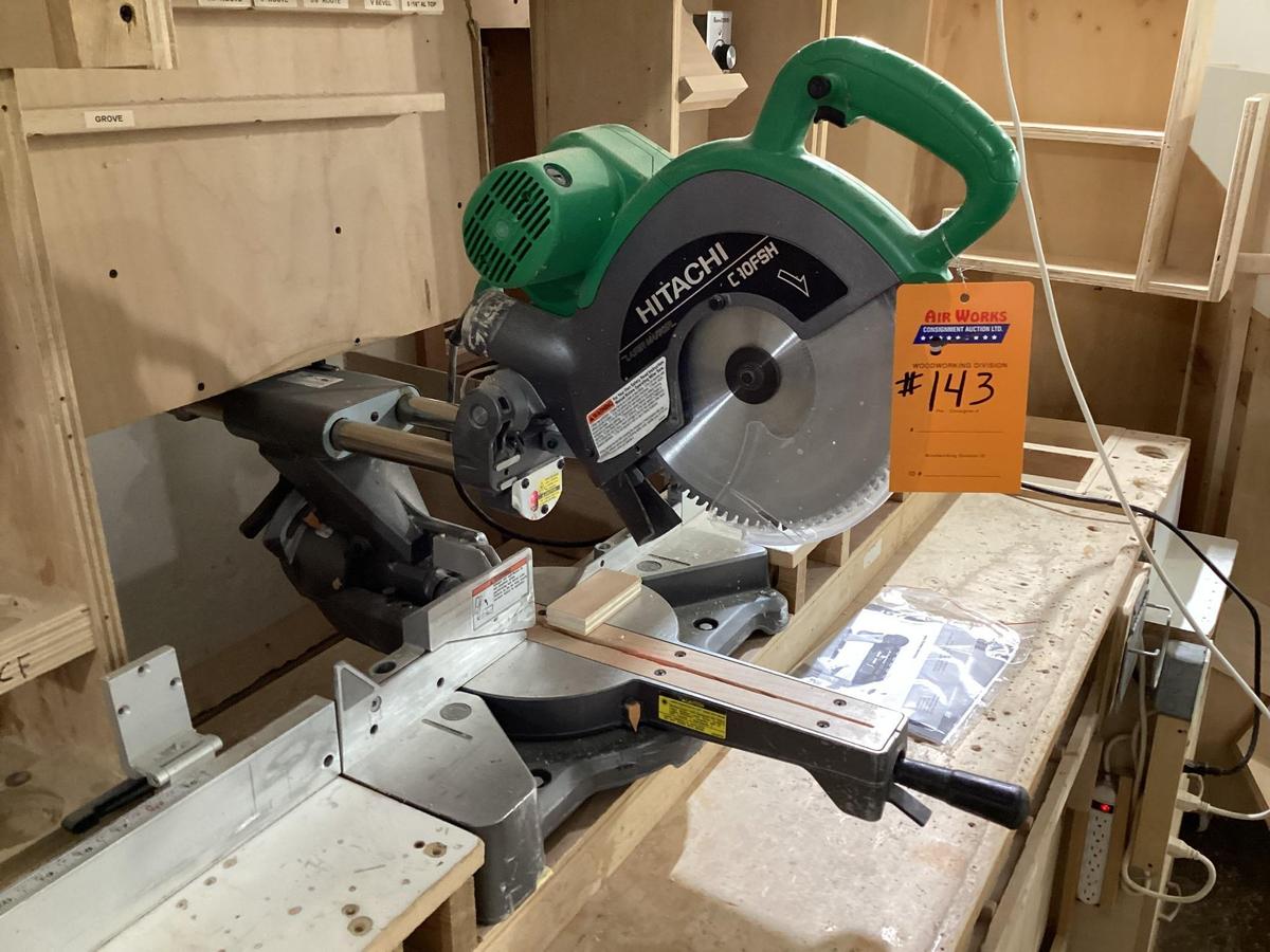 Hitachi C 10FSH 10" Sliding Compound Miter Saw, 120 Volt, In Excellent Working Condition