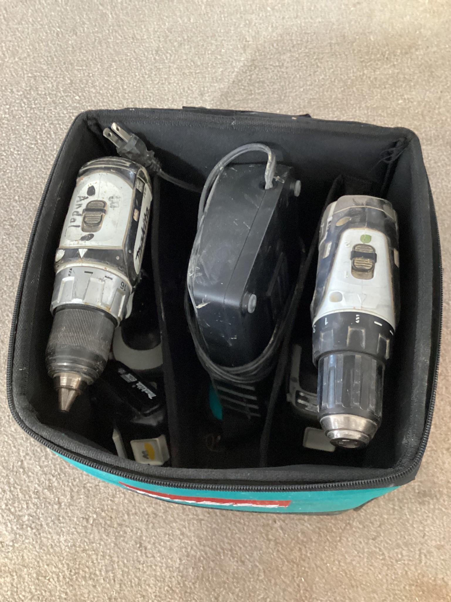Box Lot, 2 Makita 18 Volt Drills with Charger and 4 Batteries