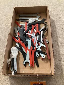 Box Lot, Power Tool Wrenches