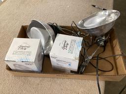 Box Lot, Work Lights and 2 - 19 Watt Dimmable Led Bulbs