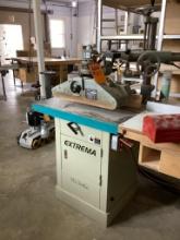 Extrema ET-120-3 Shaper, 1 1/8" Spindle, Hydraulic Powered with Forest City Air Powered Feeder