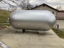 3000 Gallon Air Tank, In Excellent Condition