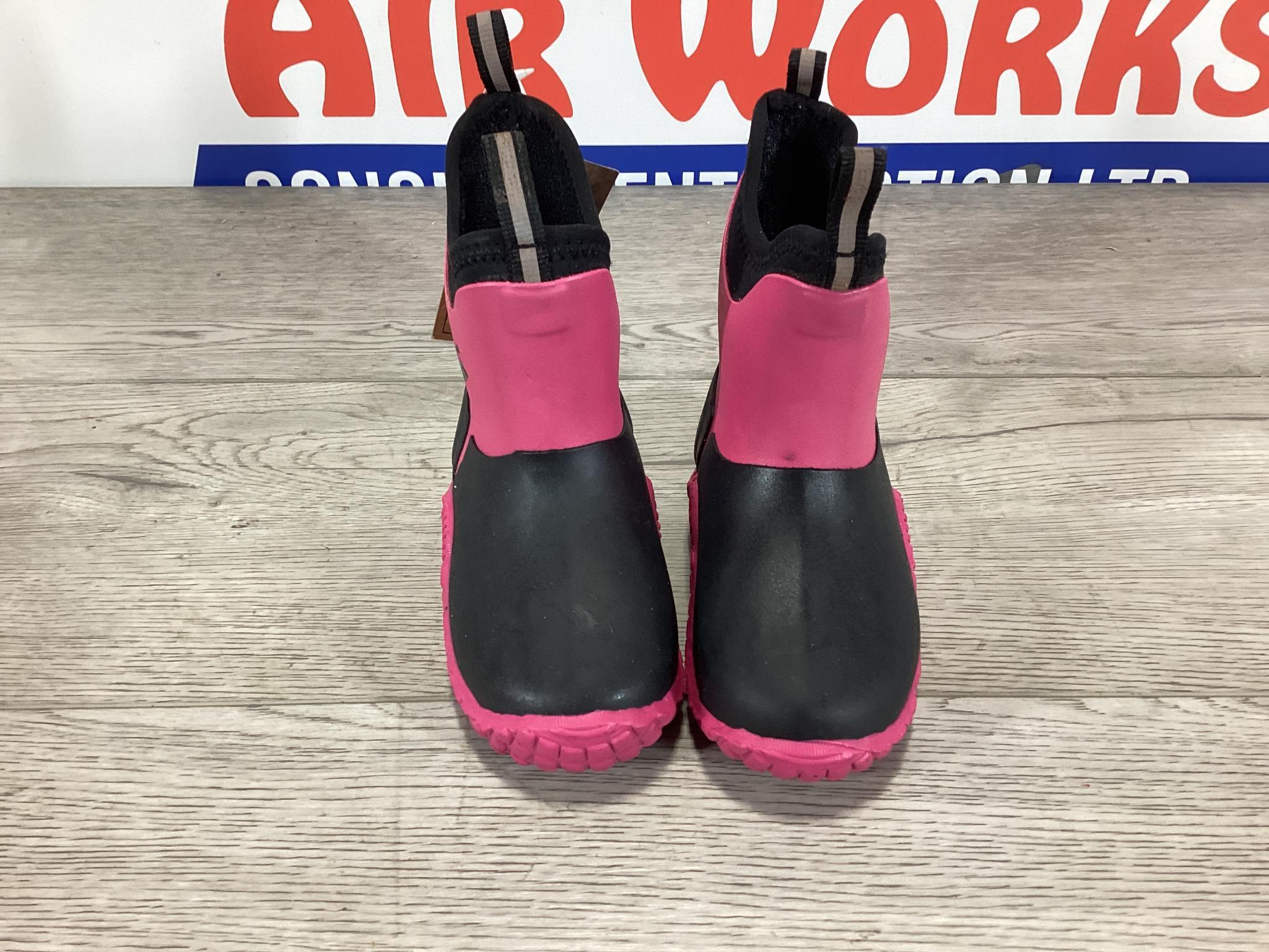 Kds PUDDLE K9 PINK PRODUCT # #393.0404