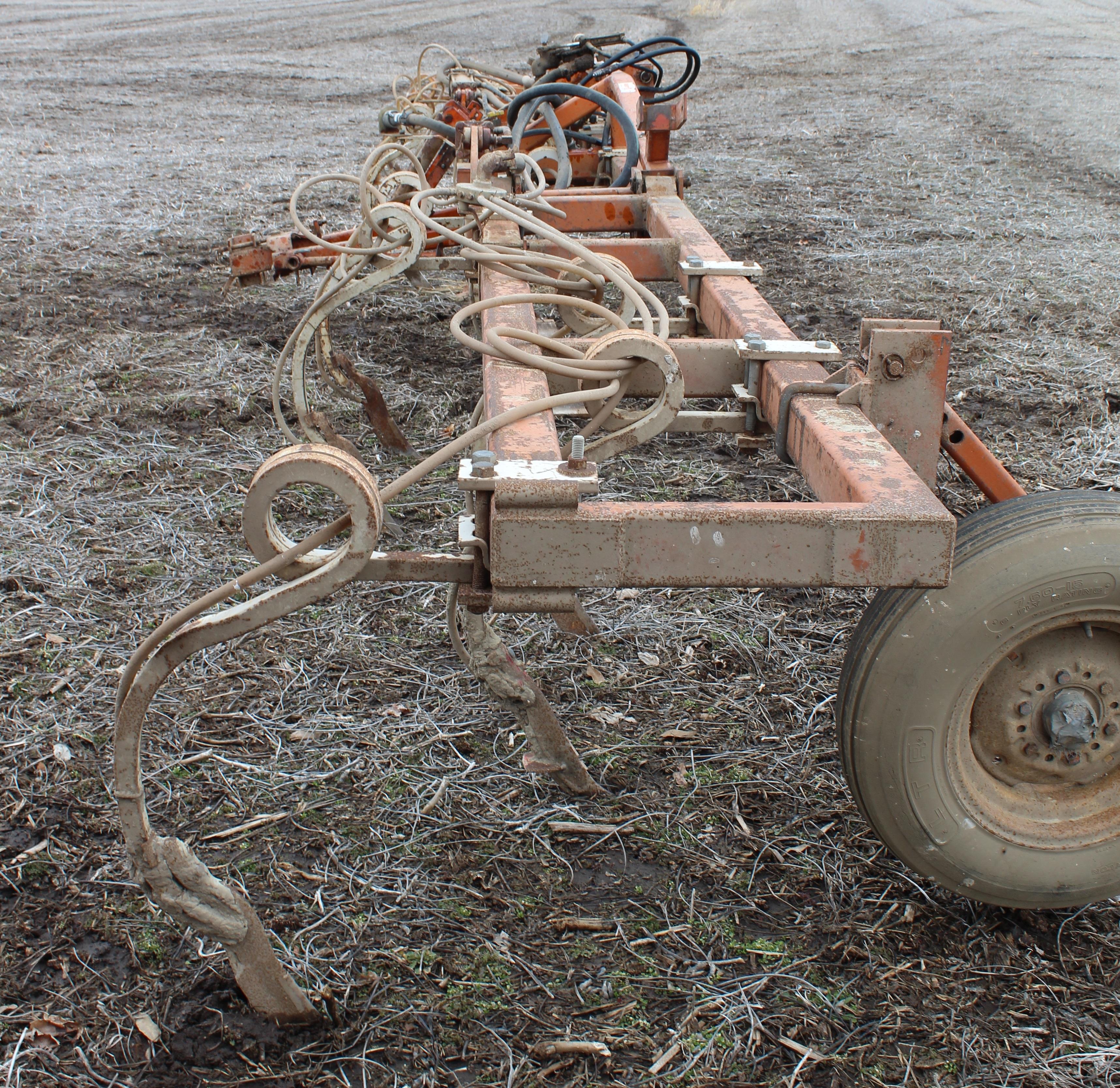 Clark 30’ 3pt Anhydrous Applicator