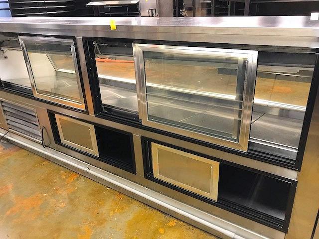 9 FT. Refrigerated Leader Deli Case