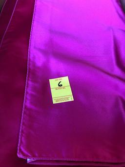 BOX OF 100 HOT PINK SATIN NAPKINS