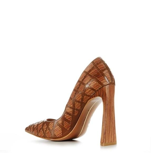 Qty. 10 - Yevrah Kelly Wood Pump Heels, Made in Brazil, X $