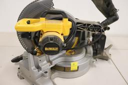 Dewalt DW715 12" Compound Miter Saw