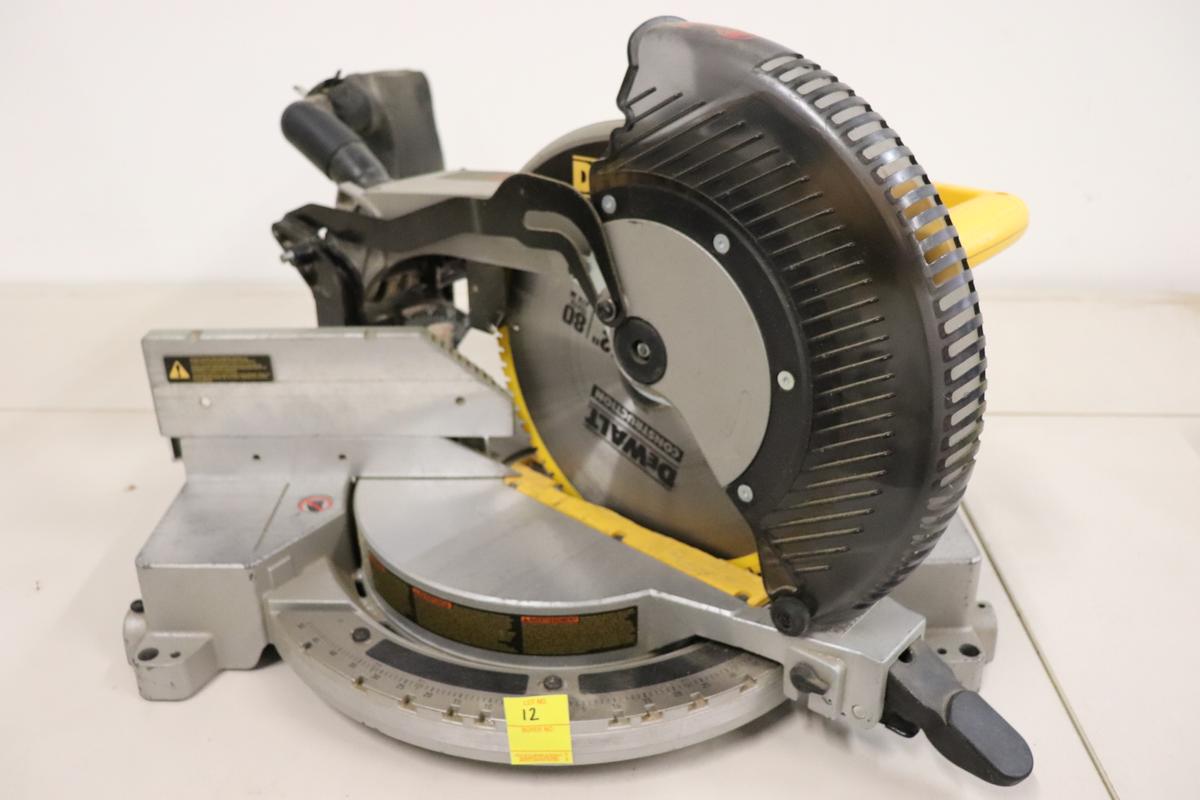 Dewalt DW715 12" Compound Miter Saw