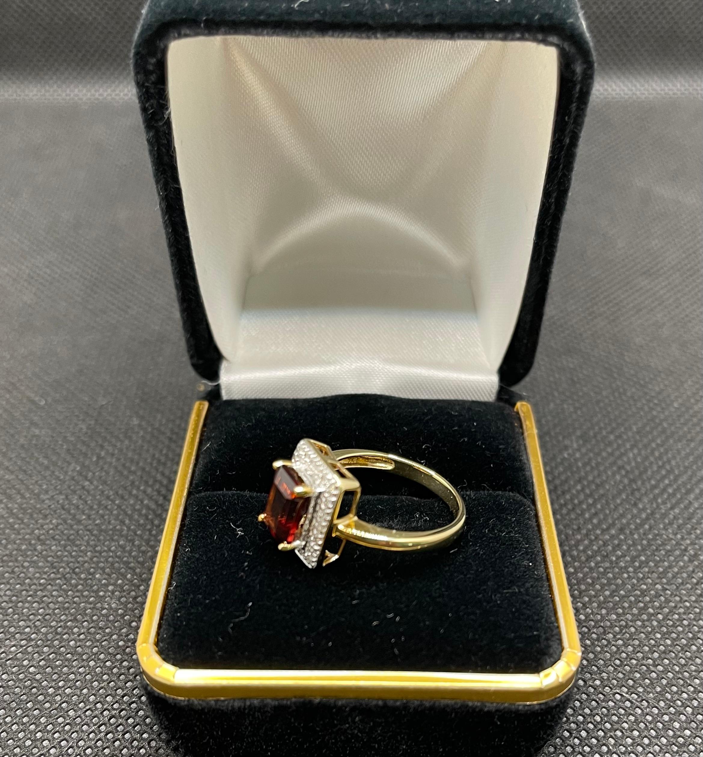 Garnet and Diamond Ring, 10K Yellow Gold , Size 6.0