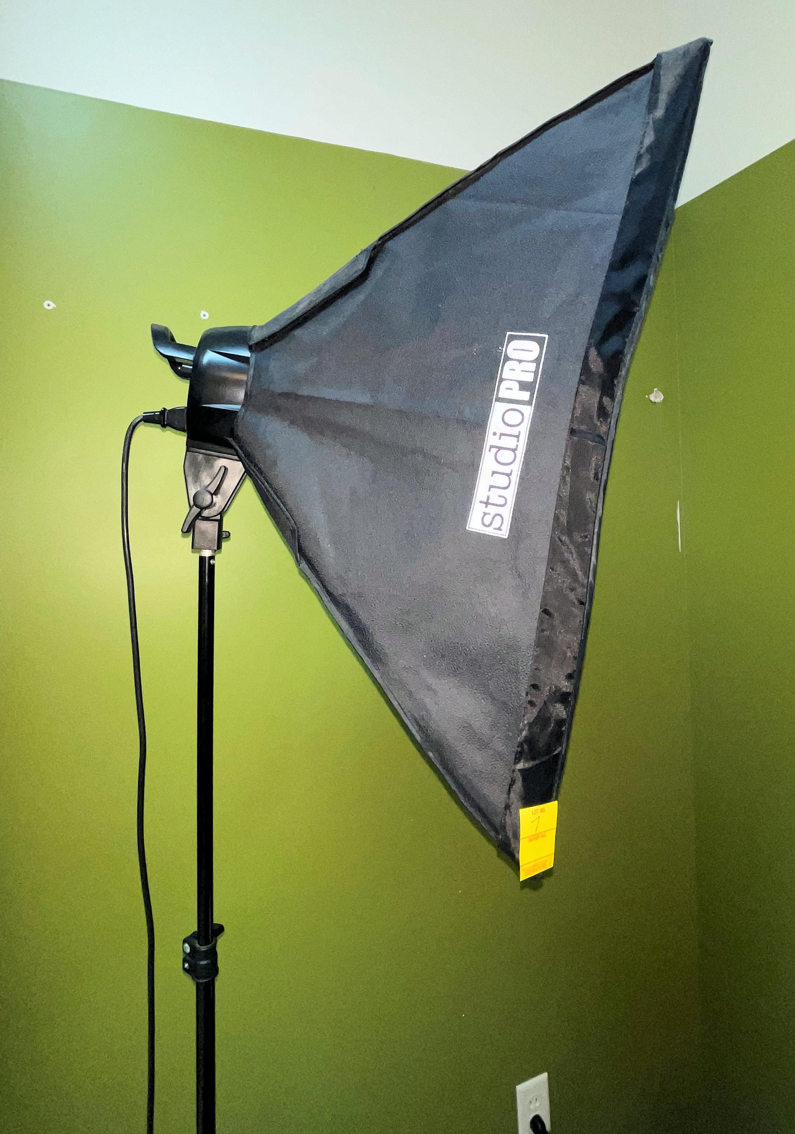 STUDIO PRO PROFESSIONAL PHOTOGRAPHY LIGHT