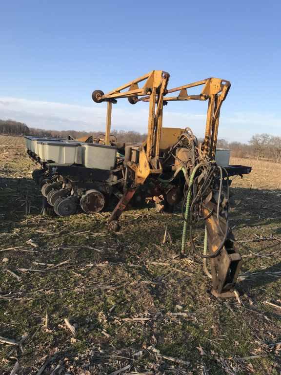 Folding Planter 12 row