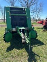 John Deere round baler