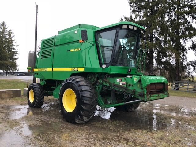 John Deere 9510 Maximizer Combine