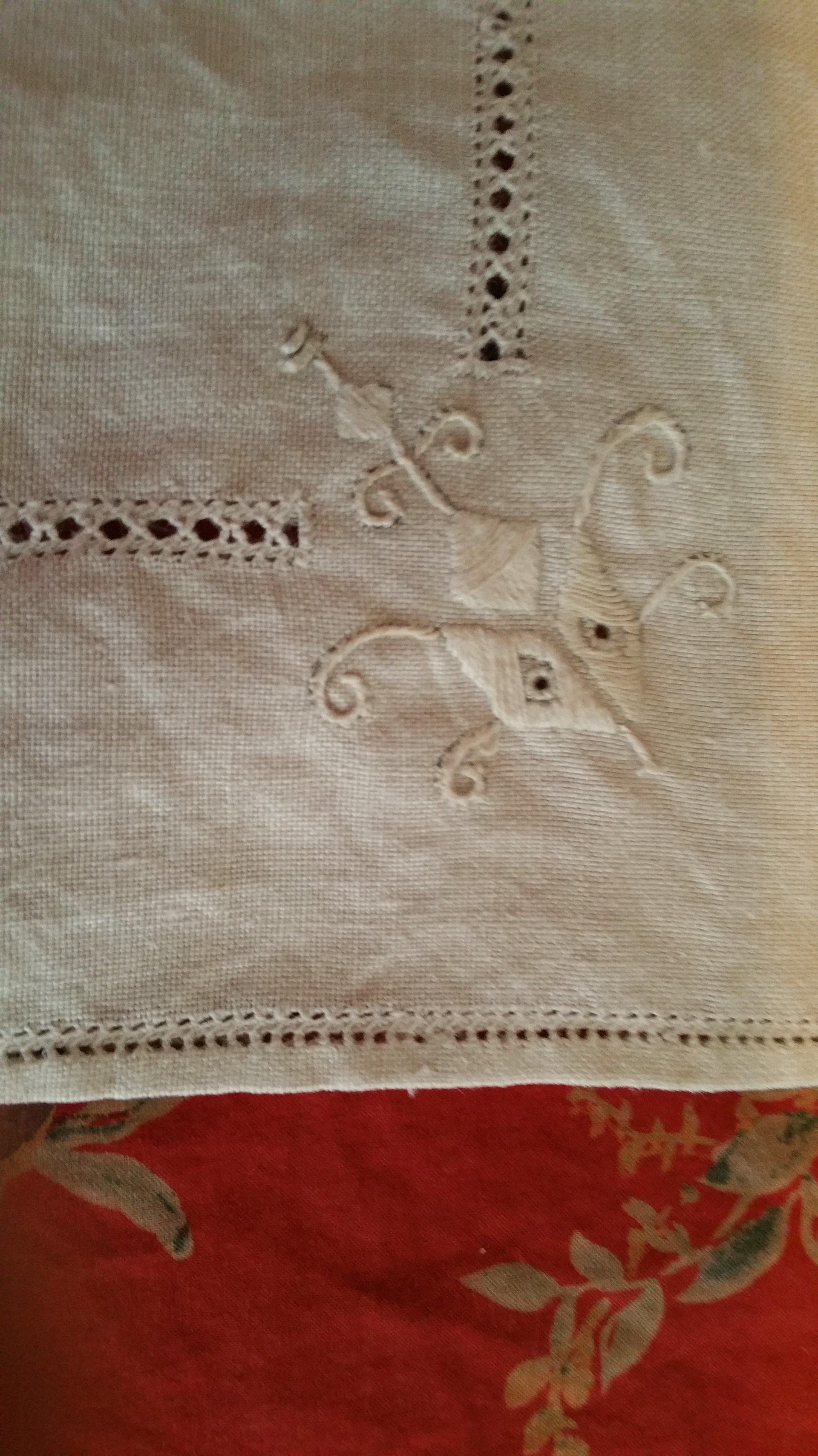 6 Irish linen embroidered cloth napkins