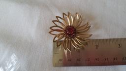 Sarah Coventry Flower Brooch With Red Rhinestones