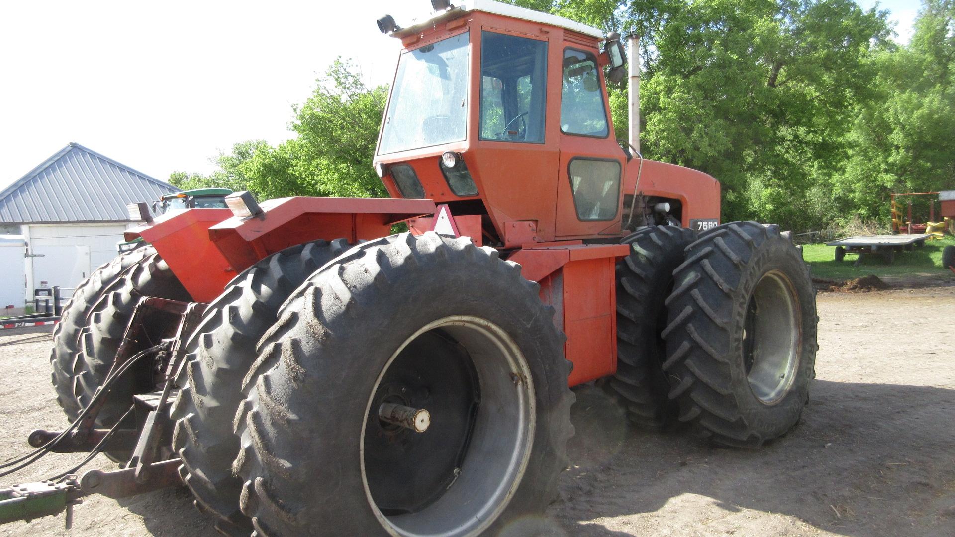 Allis Chalmers 7580 4WD Tractor