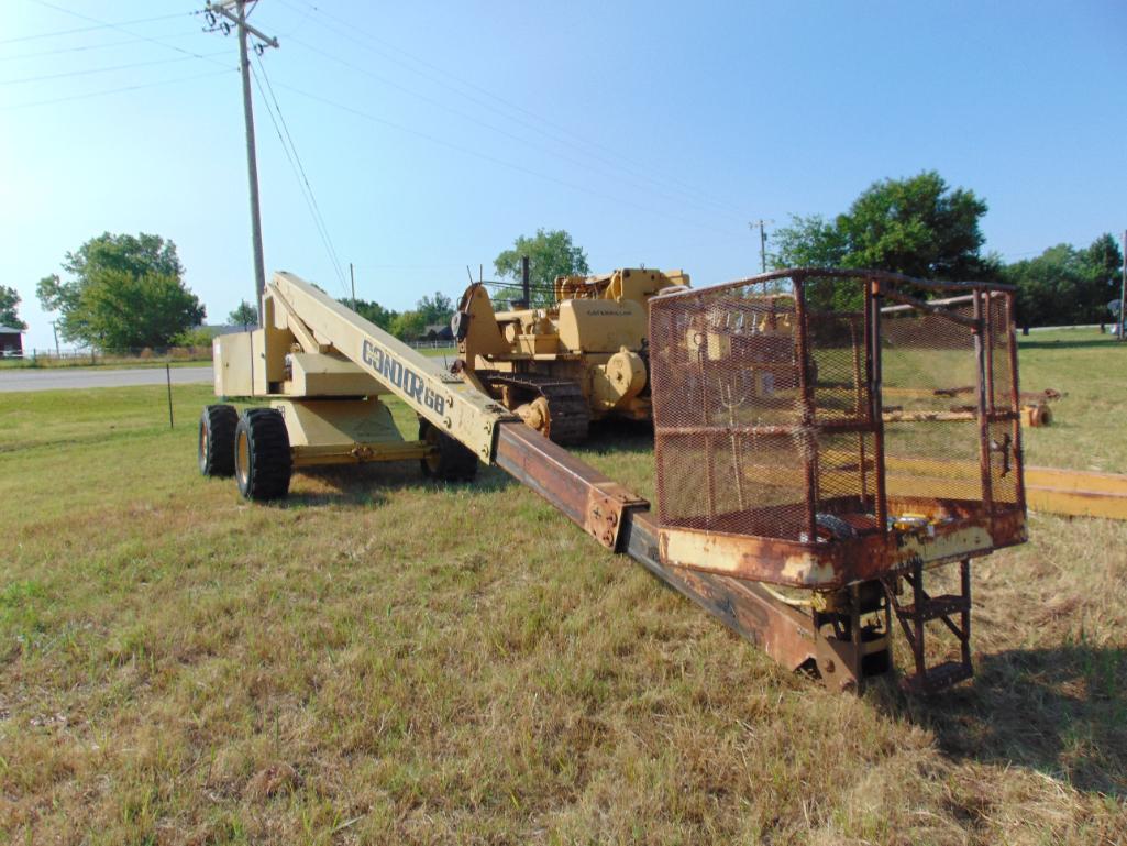 1990 CALAVAR CONDOR 68 MANLIFT, S/N P2636245, DEUTZ ENG, HOUR METER READS 3097 HRS