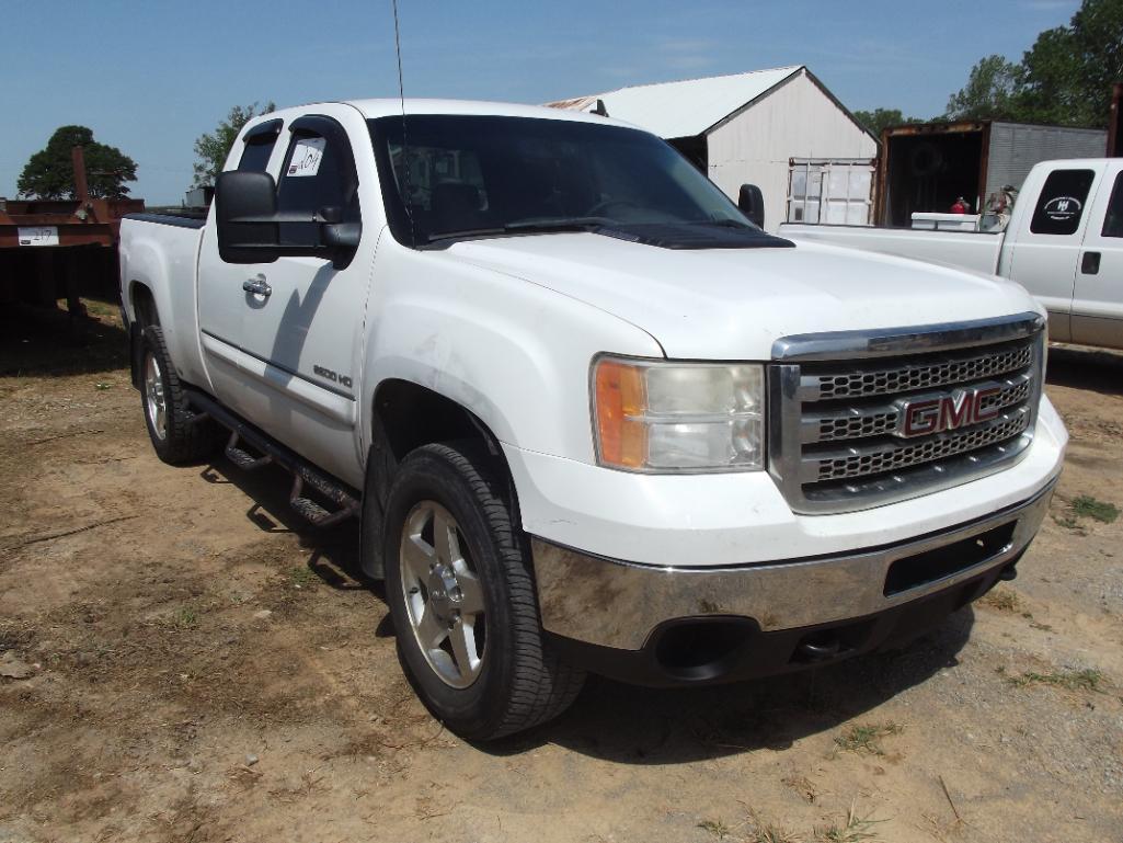 2013 GMC 2500HD EXTCAB 4X4 PICKUP, S/N 1GT220CG0DZ399201, V8 GAS ENG, AUTO TRANS, OD READS 217565