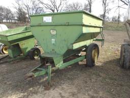 JOHN DEERE 2 COMPARTMENT SPREADER