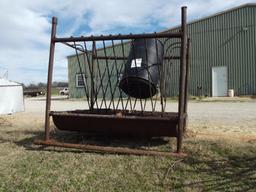 HAY FEEDER ON SKID...