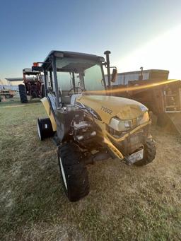 Challenger Cat 4wd Cab, No Front Glass Or Rear