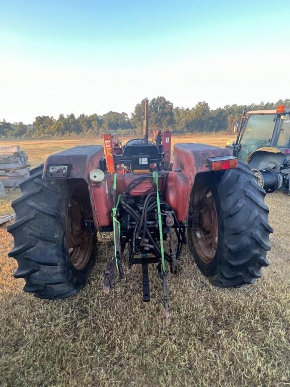 Case 885 Loader & Bucket