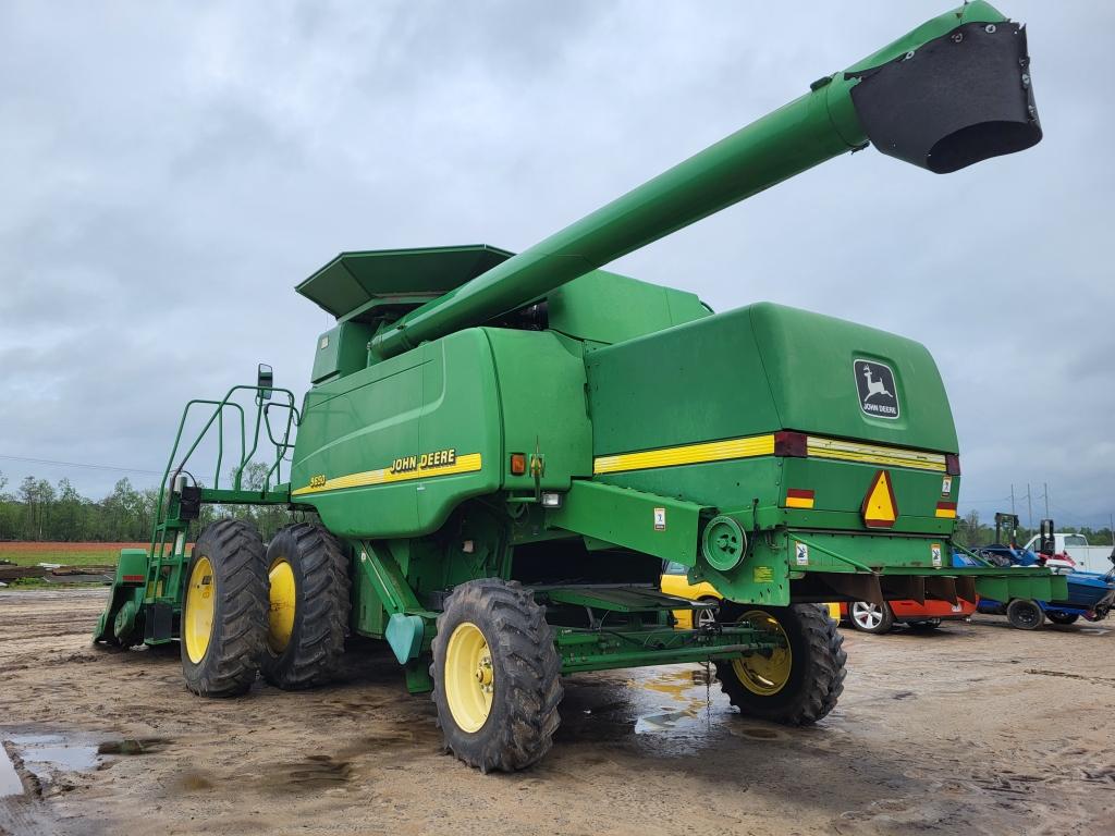 John Deere 9650 Grain Combine