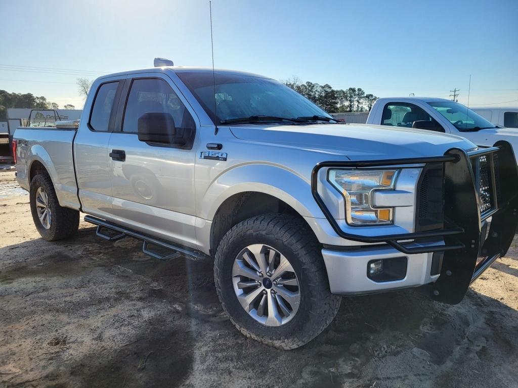 2016 Ford F150 V8 4x4 Truck