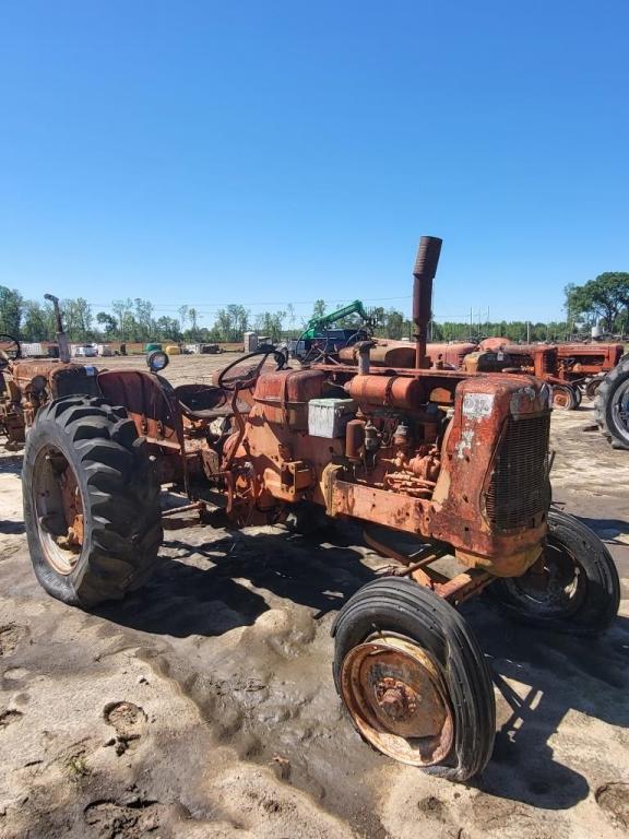 Allis Chalmers D15 Tractor