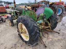 John Deere 1010 Tractor