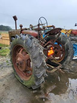 Ih Mccormic Farmall Tractor Model 8