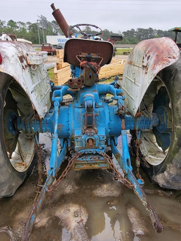 Ford 500 Tractor