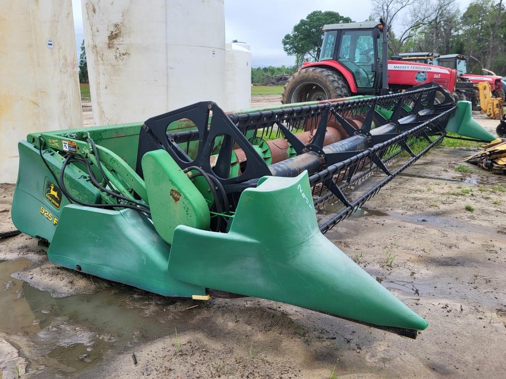 John Deere 925f Grain Table