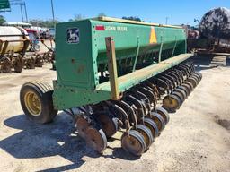 15ft John Deere Grain Drill Lift Type