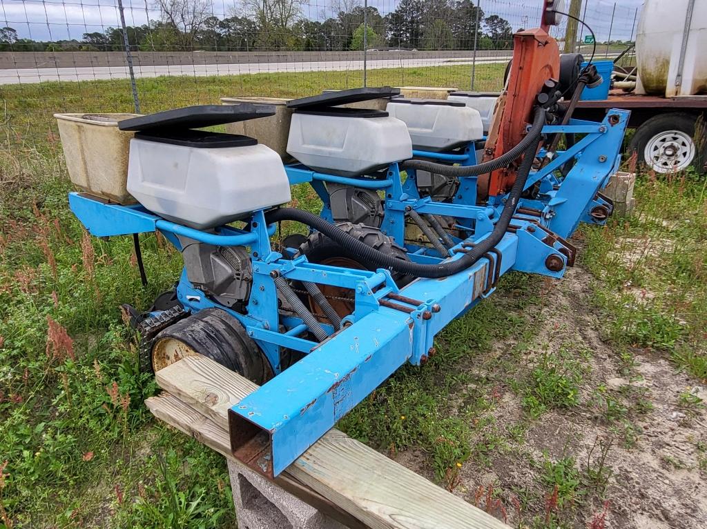 4 Row Planter