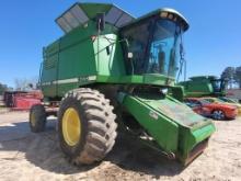 John Deere 9600 Combine