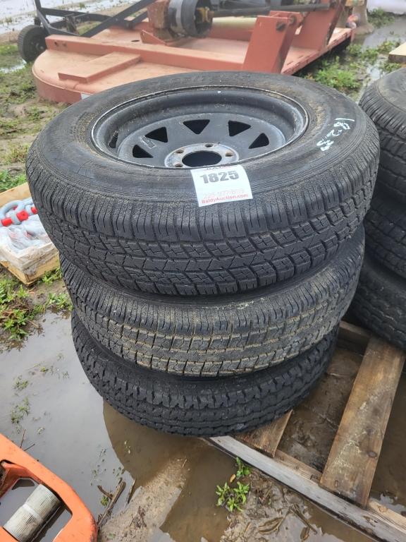 4 Tires W/ Rims 205/75d15, 5 Lug Rims