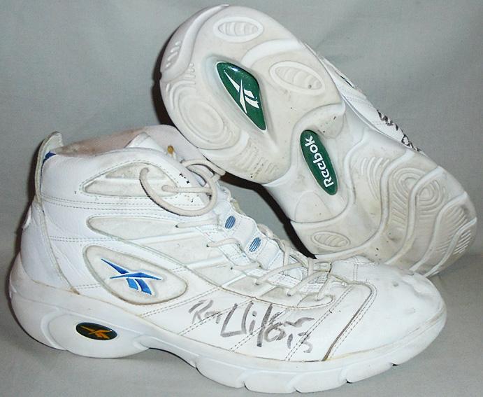 -Harlem Globetrotters- Game-Used Signed/Autograph Basketball Sneakers w/LOA