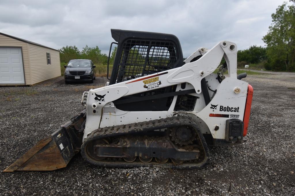 2016 Bobcat T595, 2685.3hrs, aux hydraulic, quick-tach, 2 speed,