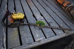 JD Trimmer 12653 John Deere gas hedge trimmer with 30 in. blade.