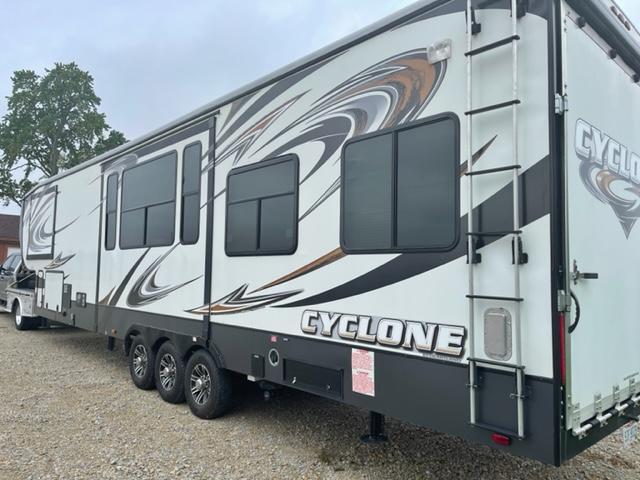 2014 HEARTLAND CYCLONE 4100 15723