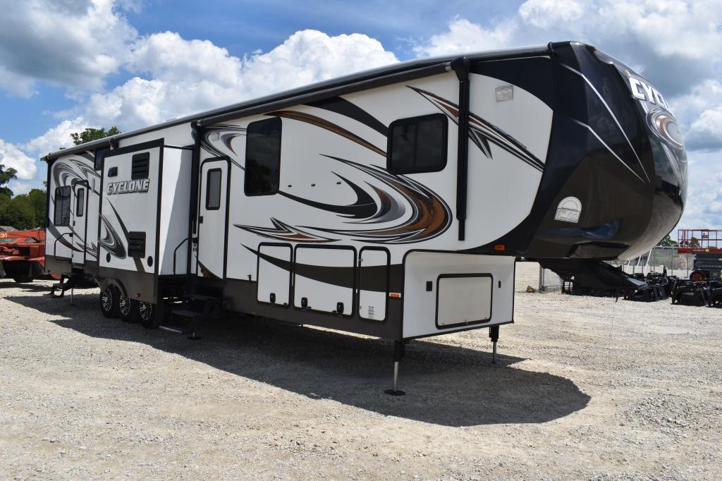 2014 HEARTLAND CYCLONE 4100 15723