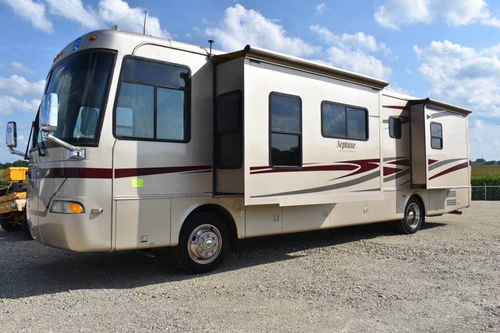 2005 HOLIDAY RAMBLER NEPTUNE 38PBD 15725