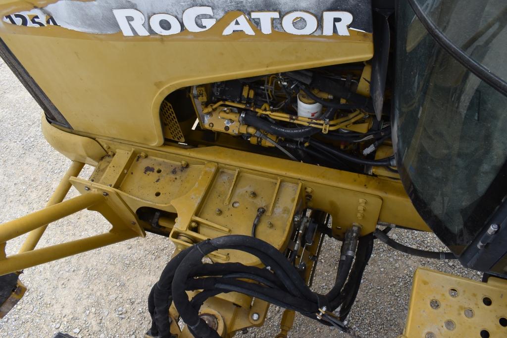 2001 AG-CHEM ROGATOR 1254 16200