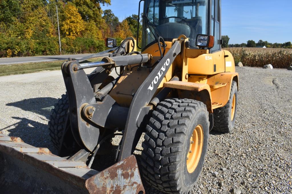 2007 VOLVO L30B 16319