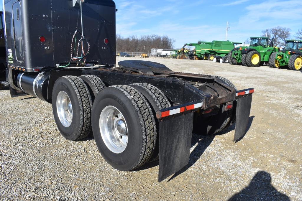 1987 Peterbilt 359 Extended Hood, approx  400,000 miles on this engine, 199