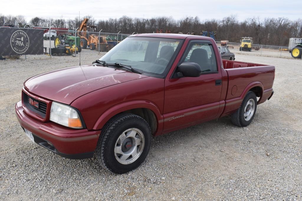 1998 GMC Sonoma, 124,798 miles, reg. cab,  long bed, automatic transmission